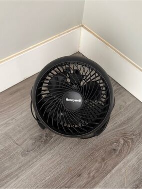 Honeywell TurboForce Fan (Black, 7”)